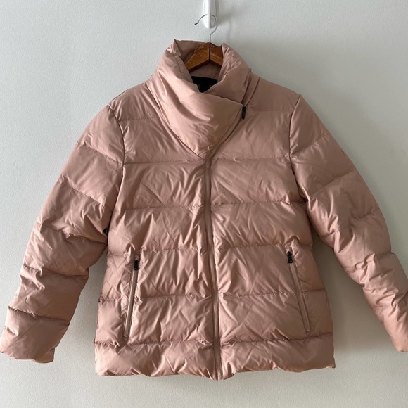 Under Armour Jackets & Blazers - Women's Under Armour Loose Puffer Jacket Large